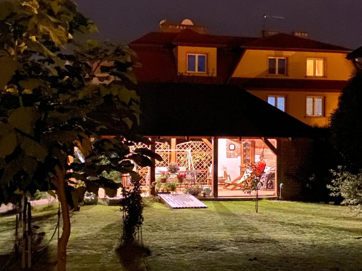 Z Ogrodem Harcerska 4