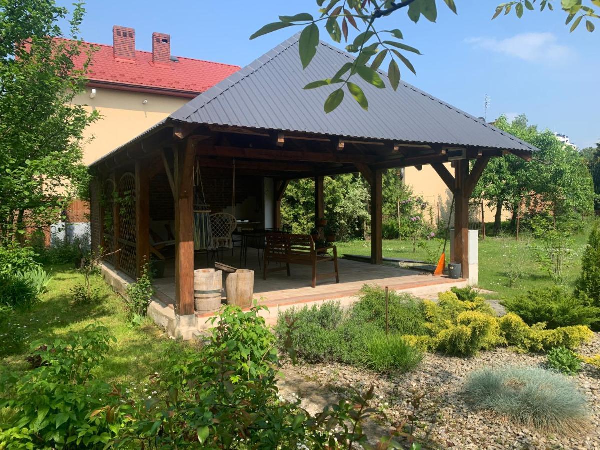 Apartment Z Ogrodem Harcerska 4 *